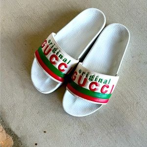 Gucci sleepers size 9